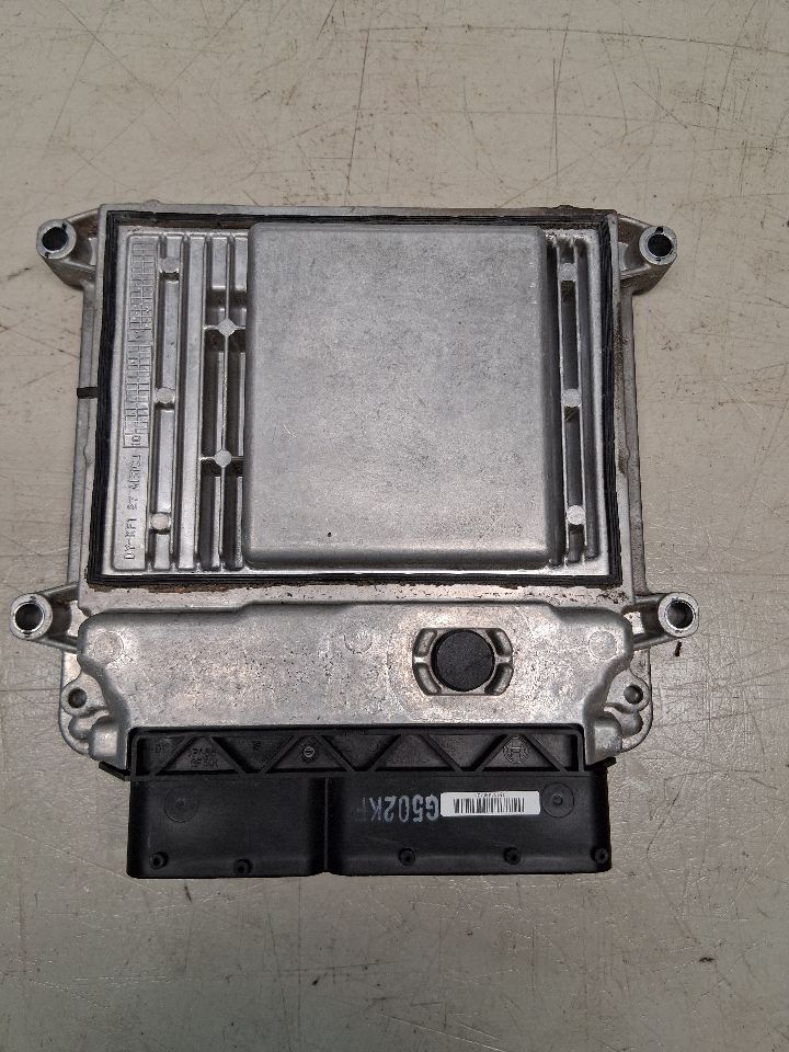 Engine Control Module (ECM/PCM) from a 2011 Kia Rio, photo 1
