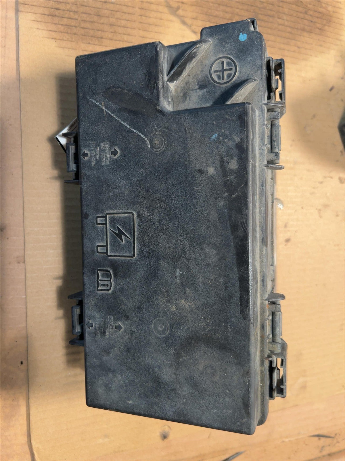 Multifunction Control Module from a 2010 Dodge Caravan, photo 1