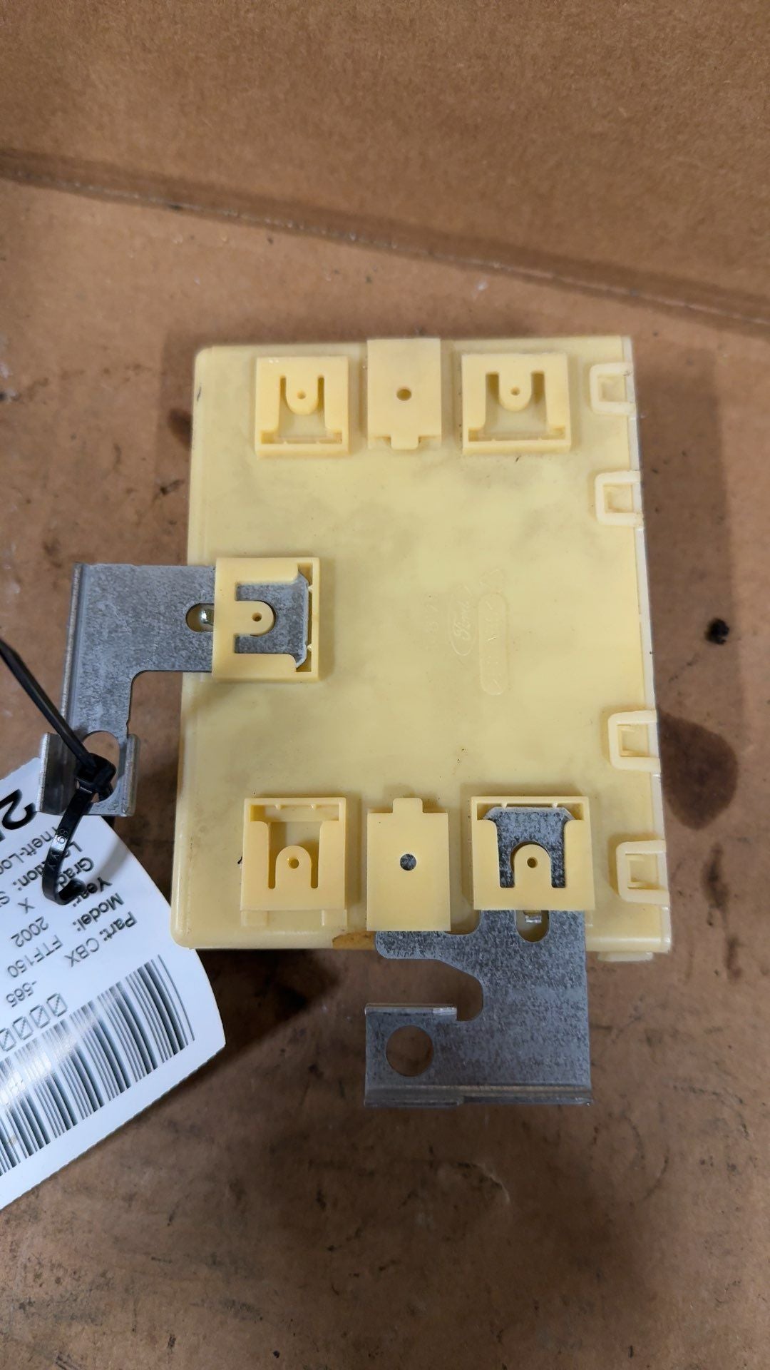 Anti-Theft Module from a 2002 Ford F-150, photo 1