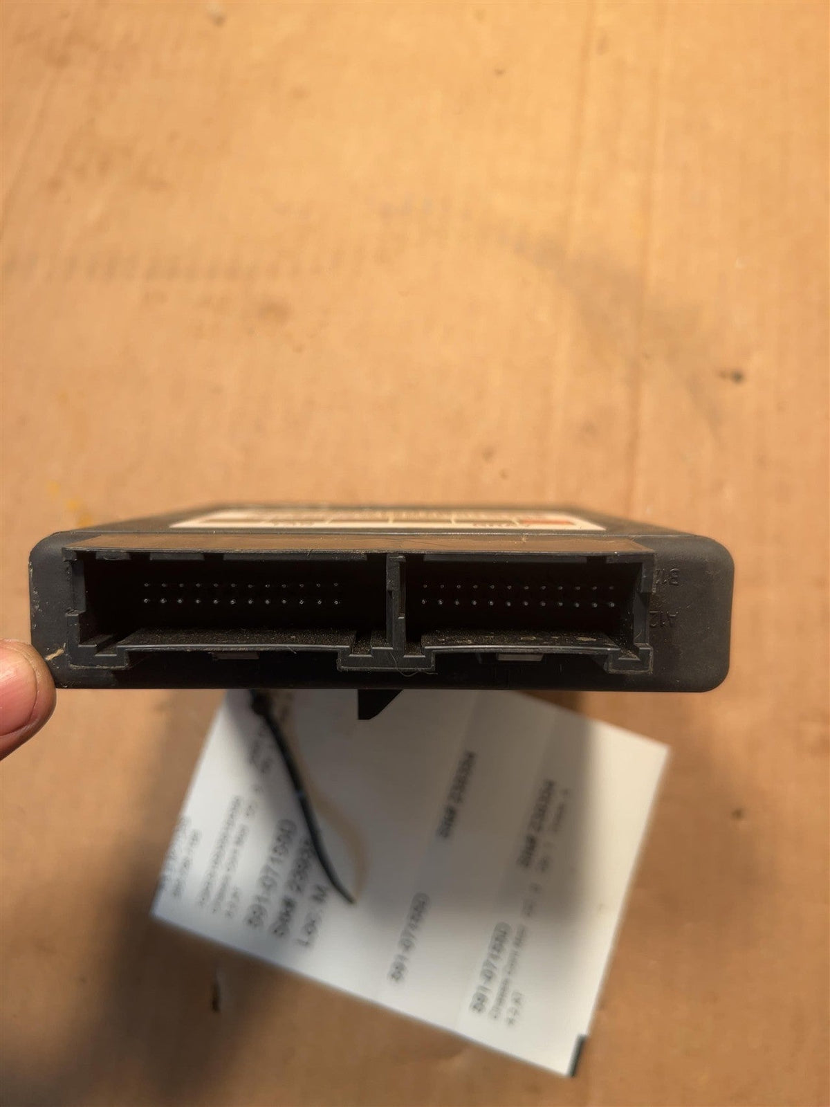 Body Control Module (BCM) from a 2005 GMC Envoy XL, photo 3