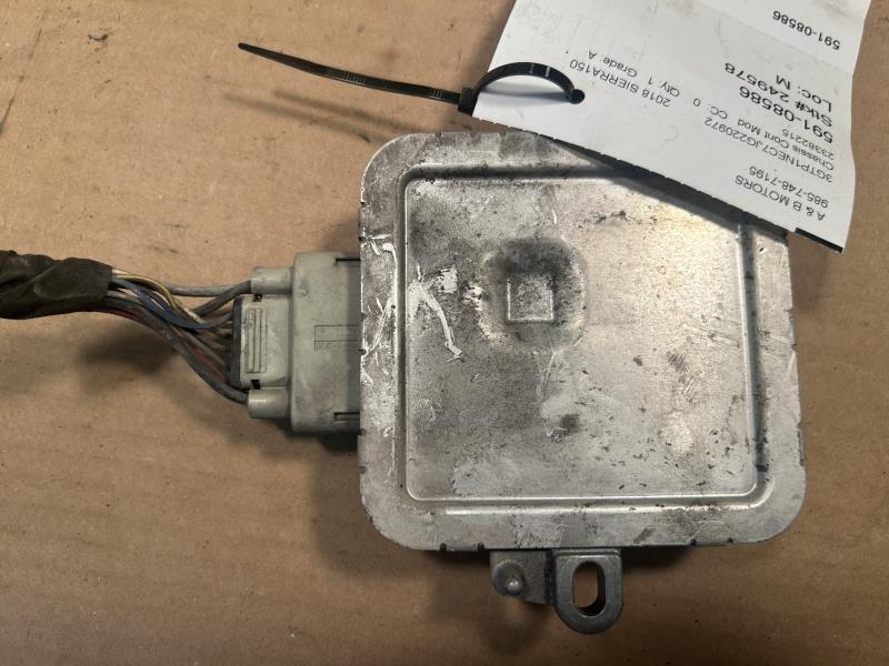 Fuel Pump Control Module from a 2018 GMC Sierra 1500, photo 2