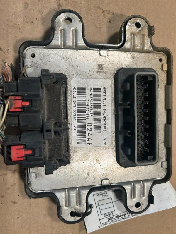 Door Control Module from a 2006 Jeep, photo 2