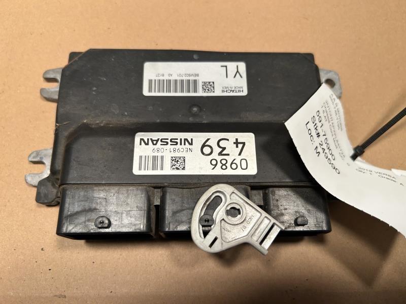 Body Control Module (BCM) from a 2019 Nissan Versa, photo 1