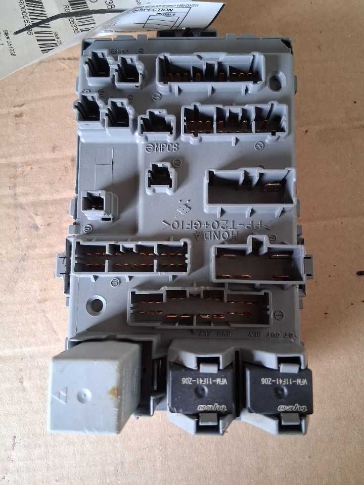 Multiplex Control Module from a 2005 Honda Pilot, photo 8