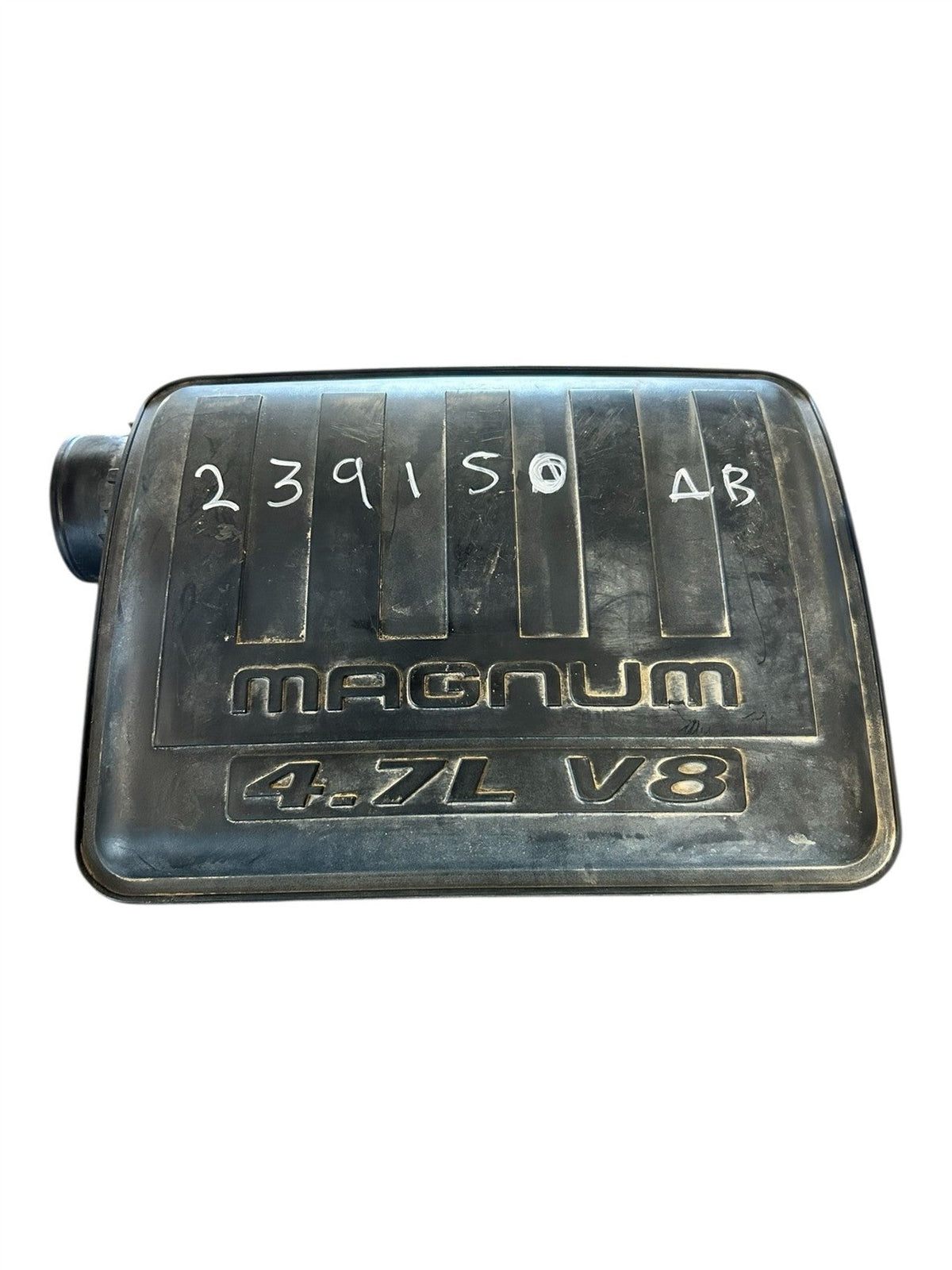 Air Filter Box from a 2005 Dodge Ram 1500, photo 4