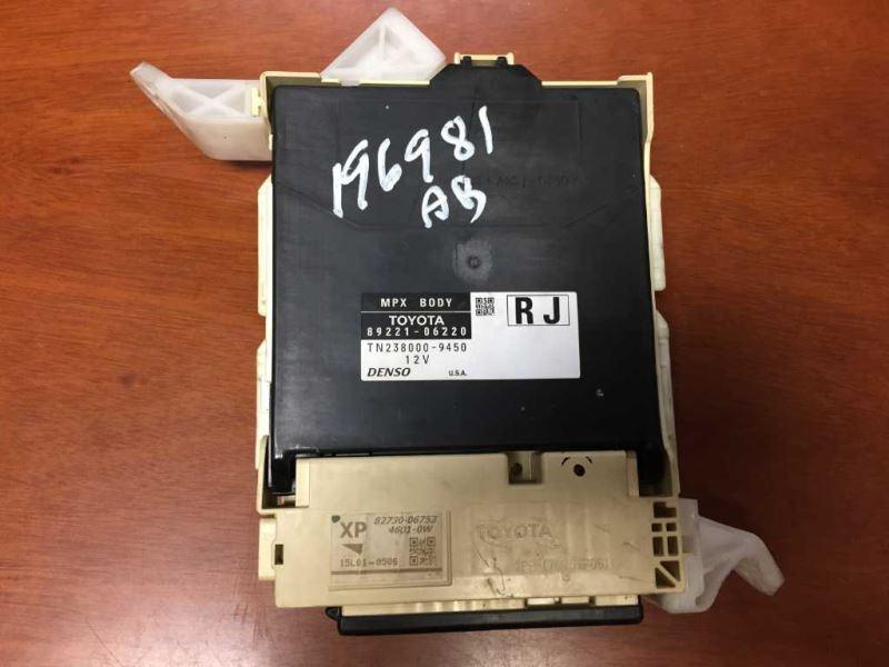 Multiplex Control Module from a 2016 Toyota Camry, photo 1