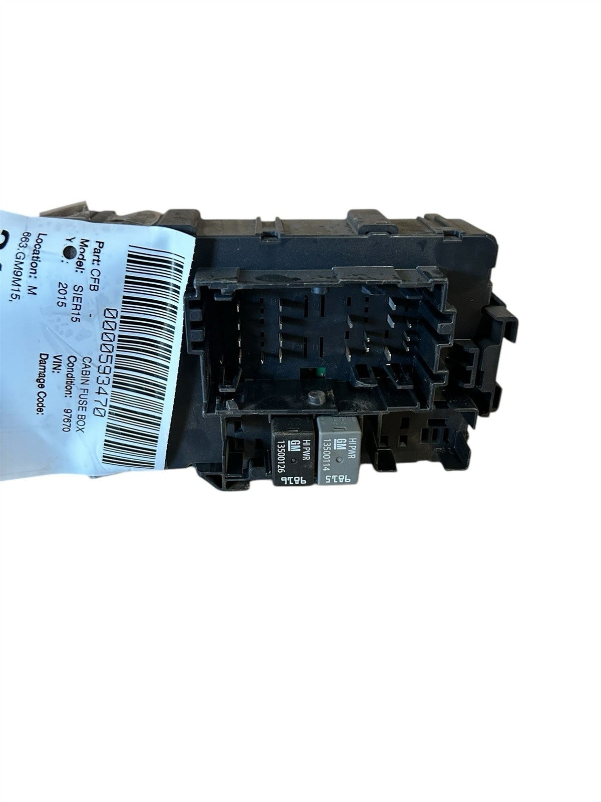 Interior Fuse Box from a 2015 GMC Sierra 1500, photo 2