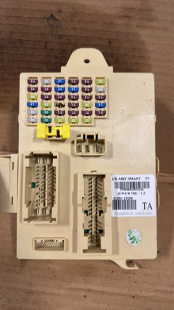 Interior Fuse Box from a 2012 Kia Optima, photo 1