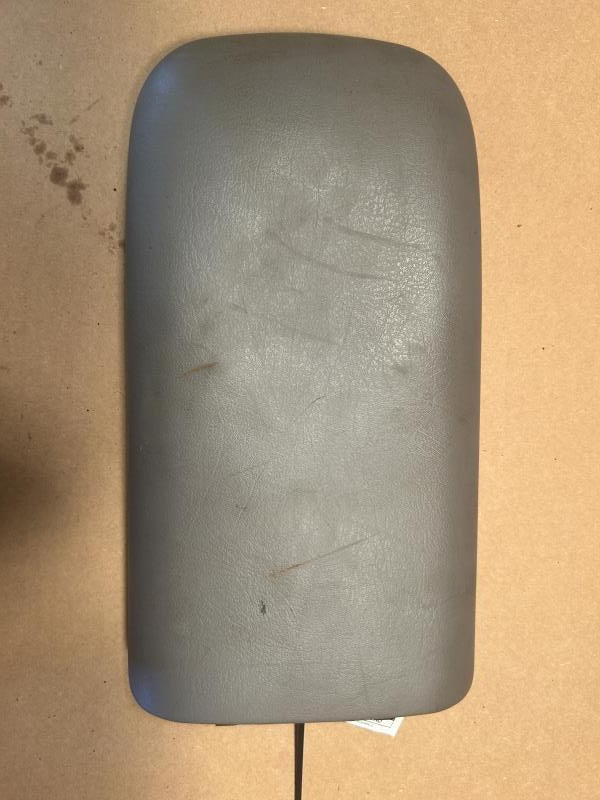 Center Console from a 2003 Ford Explorer, front, photo 1