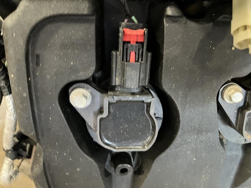 Ignition Coil from a 2011 Ford F-150, photo 1