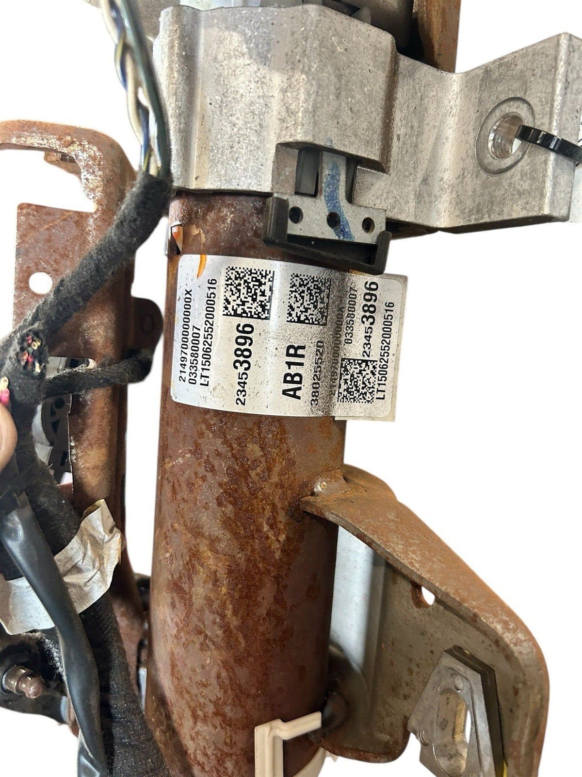 Steering Column from a 2015 GMC Sierra 1500, photo 2