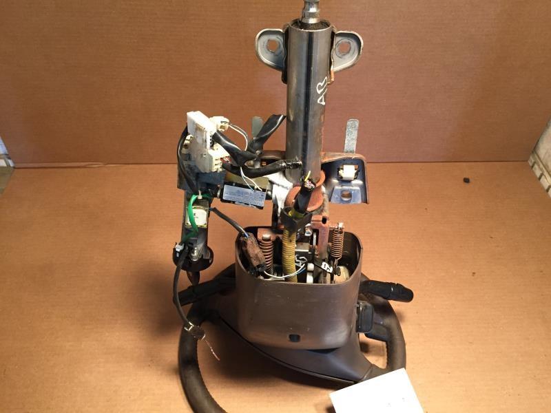 Steering Column from a 1999 Lexus ES300, photo 1