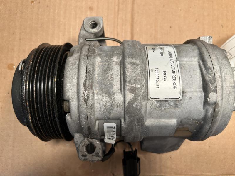 AC Compressor from a 2004 Cadillac CTS, photo 2
