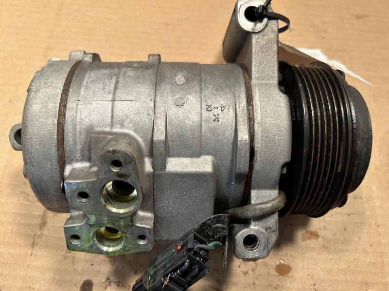 AC Compressor from a 2006 Cadillac CTS, photo 1