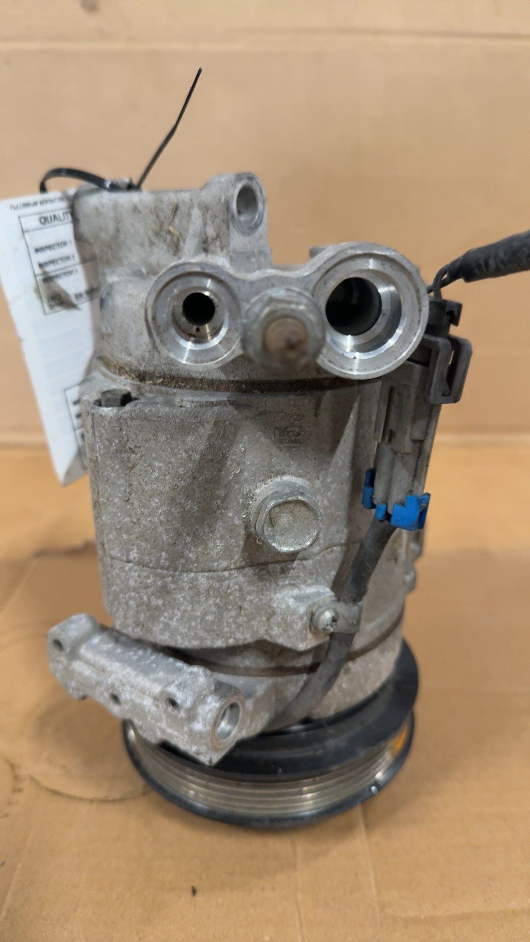 AC Compressor from a 2011 Chevrolet Equinox, photo 1