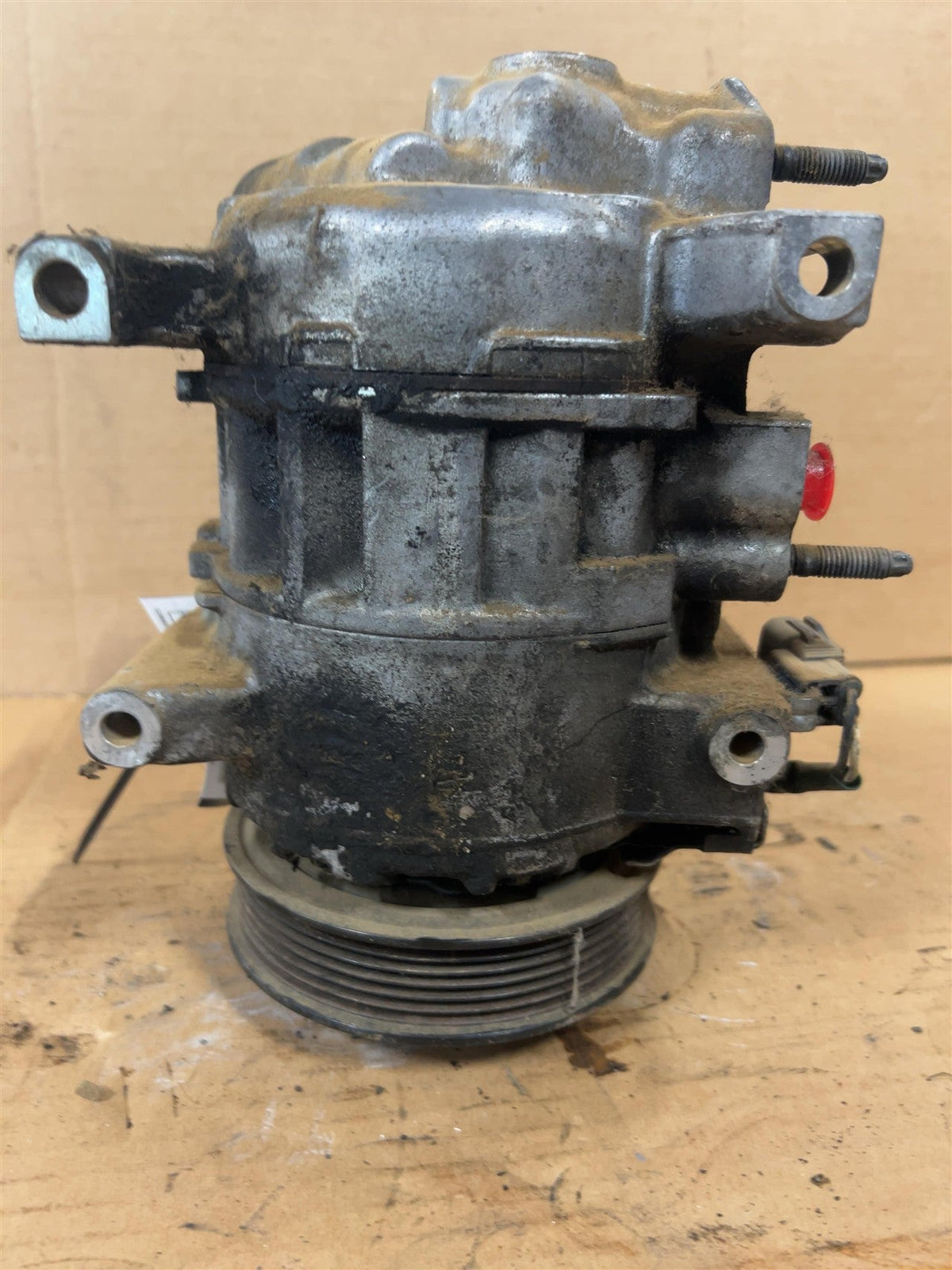 Used OEM AC Compressor, photo 2