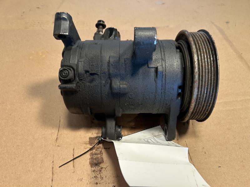 AC Compressor from a 2004 Dodge Ram 1500, photo 2