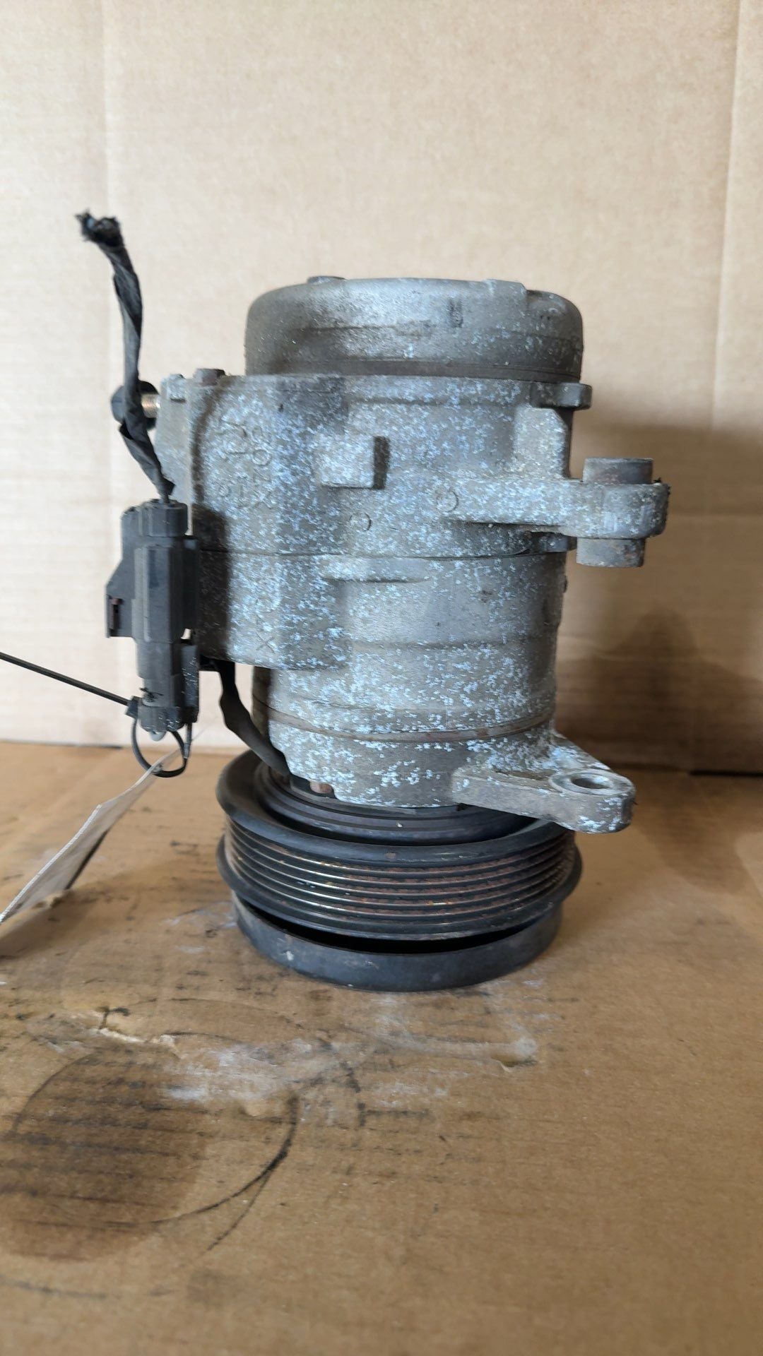 AC Compressor from a 2004 Dodge Ram 1500, photo 3