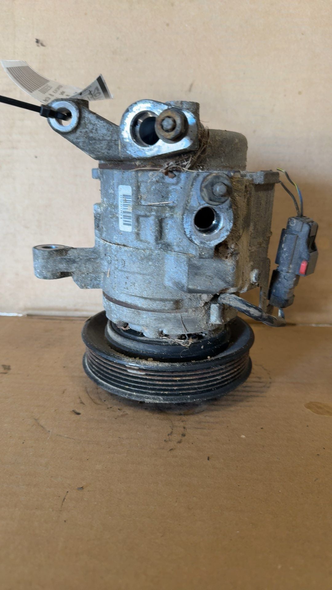 AC Compressor from a 2008 Dodge Ram 1500, photo 2