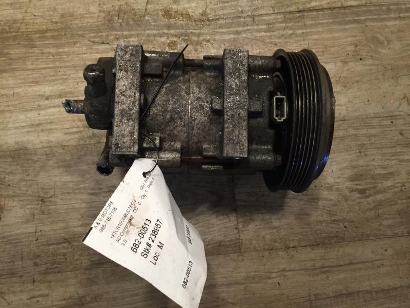 AC Compressor from a 1991 Ford Ranger, photo 1