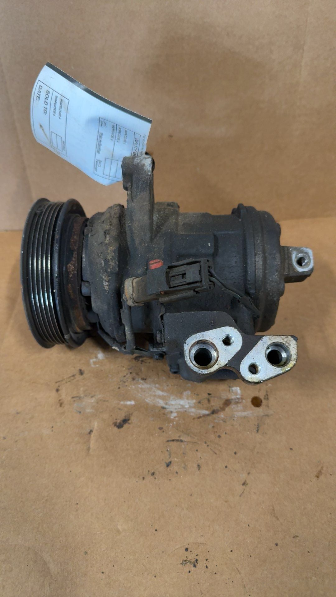 AC Compressor from a 2000 Jeep Grand Cherokee, photo 1
