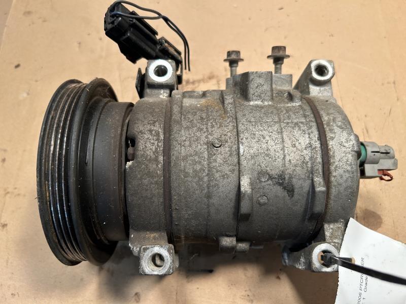 AC Compressor from a 2006 Chrysler, photo 1