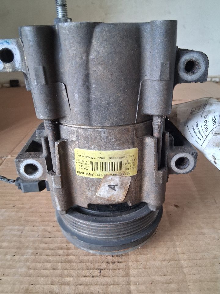 AC Compressor from a 2010 Ford Mustang, photo 1