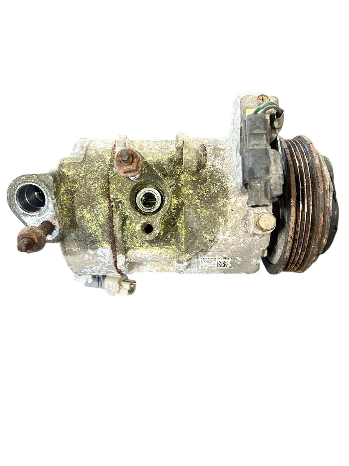 AC Compressor from a 2015 Ford Mustang, photo 1