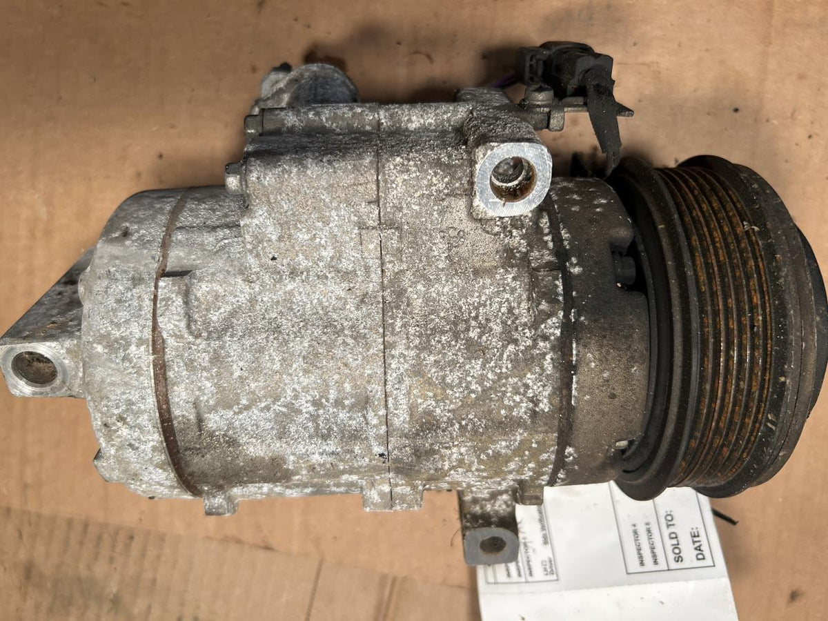 AC Compressor from a 2010 Ford Taurus, photo 2