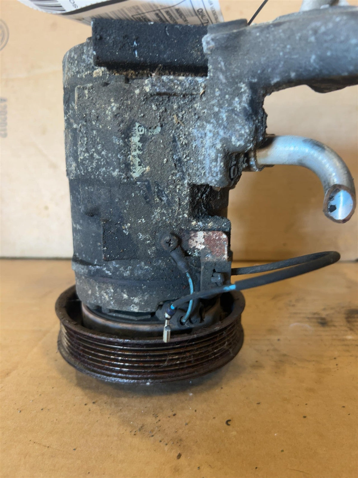 AC Compressor from a 2004 Acura MDX, photo 2