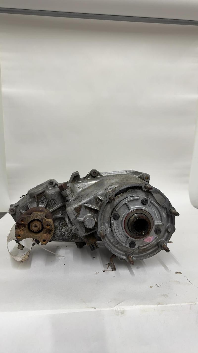 1995 Jeep Cherokee Transfer Case 4.0L NP231 6 Cylinder OEM