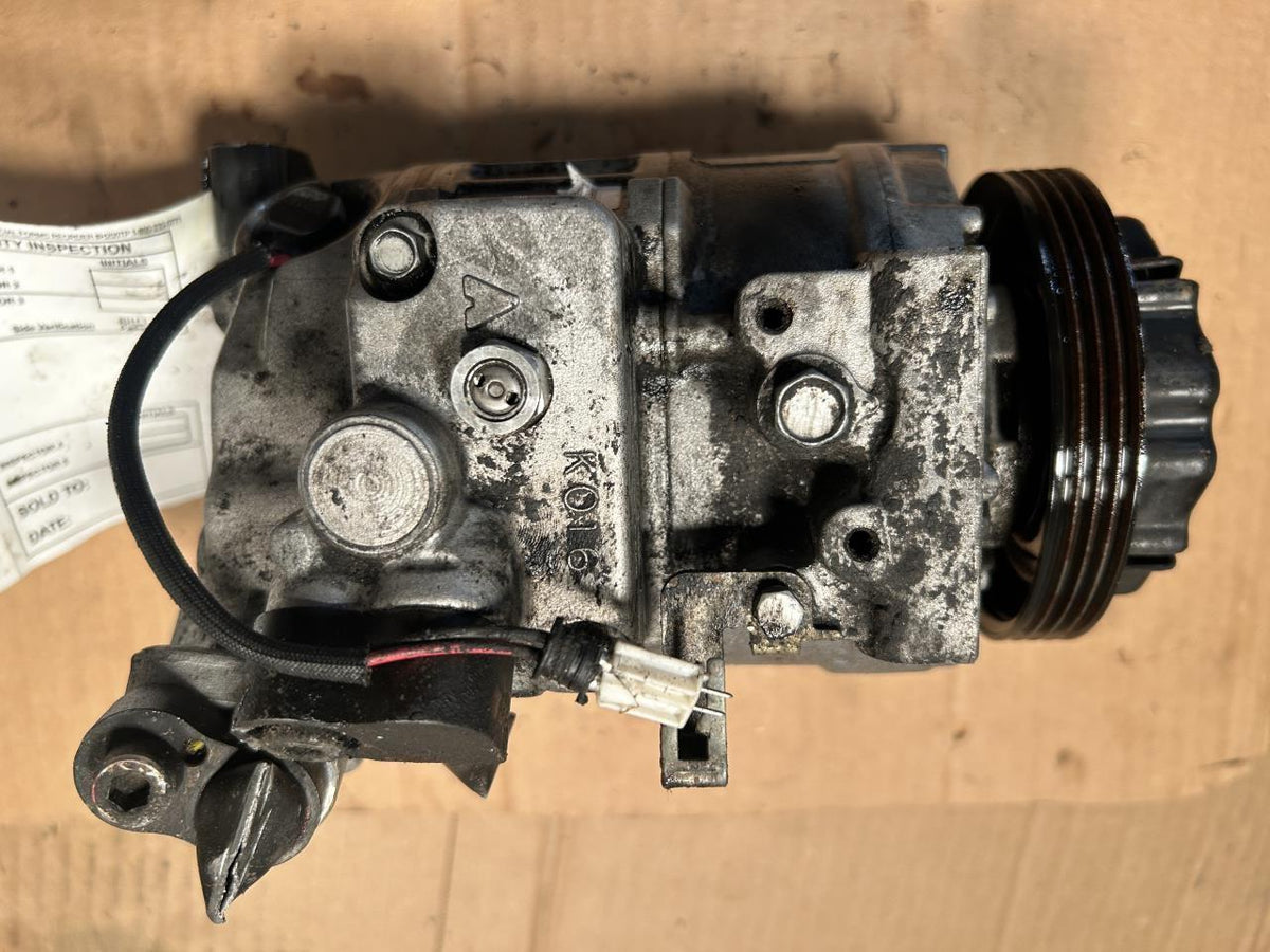 AC Compressor from a 2002 BMW 745i, photo 1