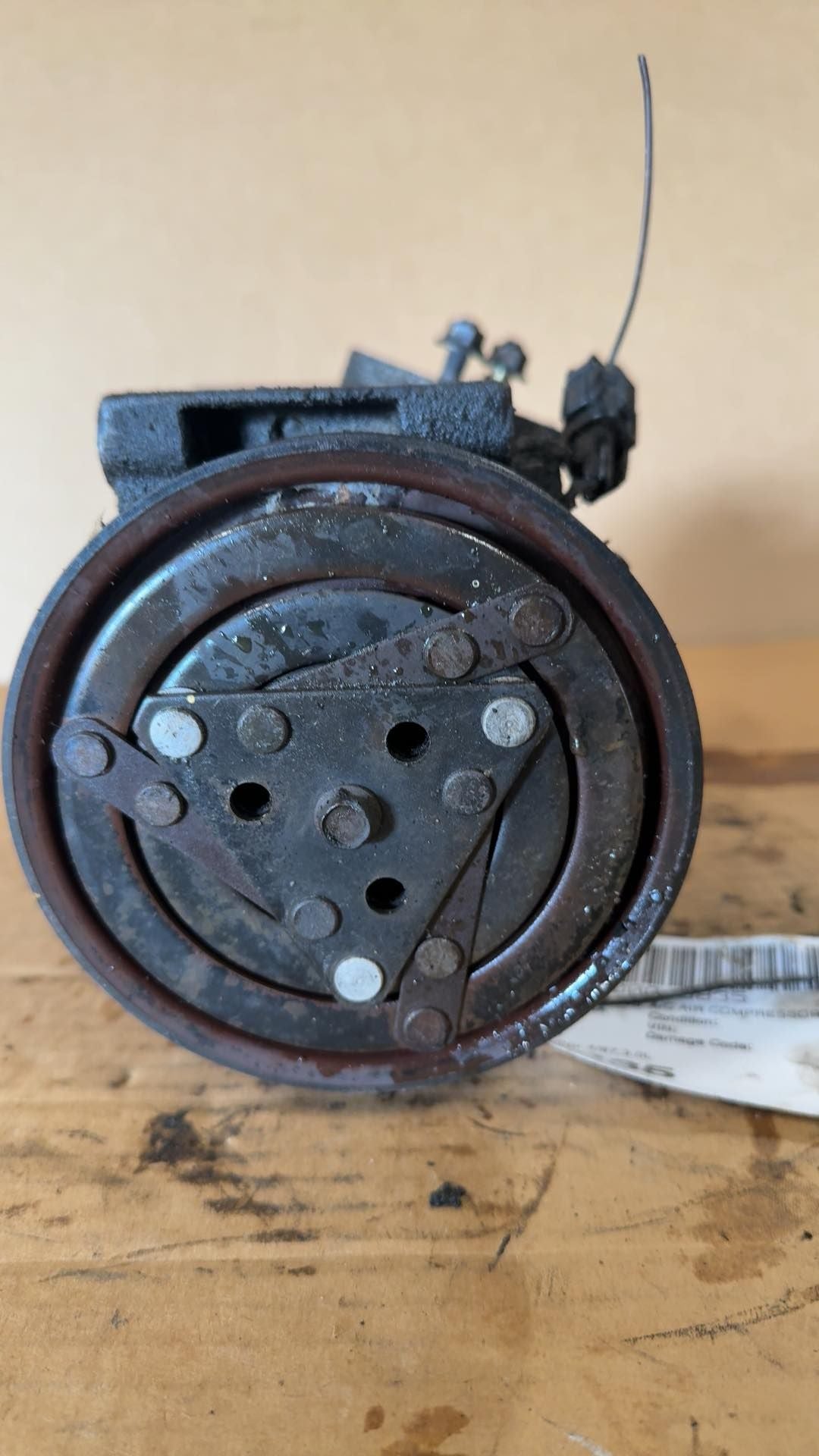 AC Compressor from a 1997 Nissan Maxima, photo 3