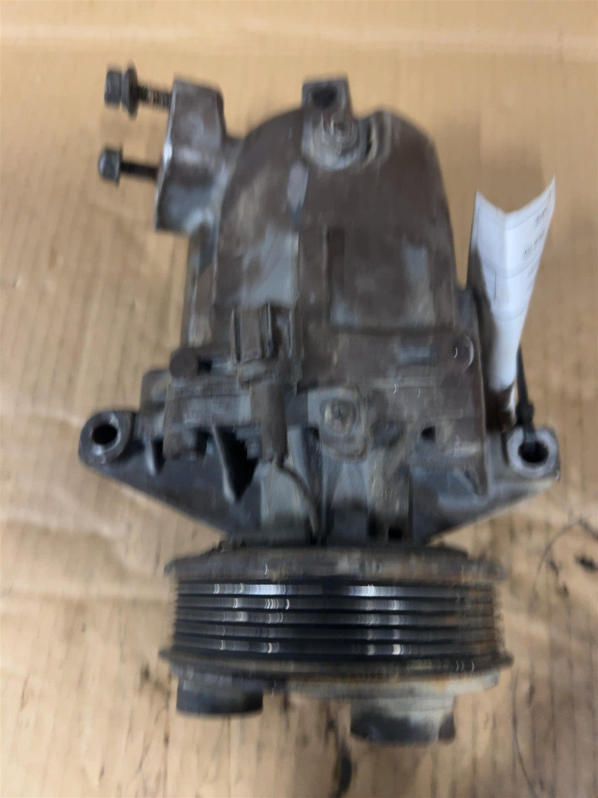 AC Compressor from a 2011 Nissan Versa, photo 2