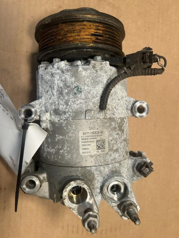 AC Compressor from a 2018 Ford Fiesta, photo 1