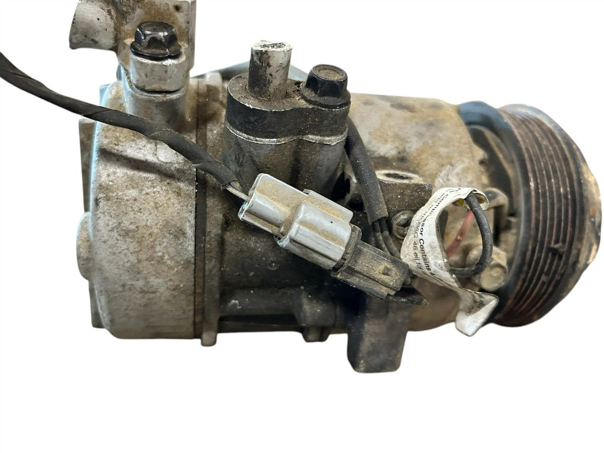 AC Compressor from a 2015 Hyundai Tucson, photo 1