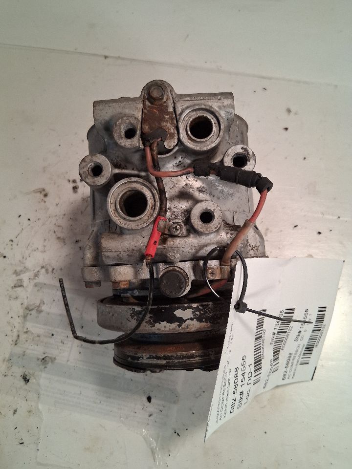 AC Compressor from a 1986 Honda CRX, photo 4