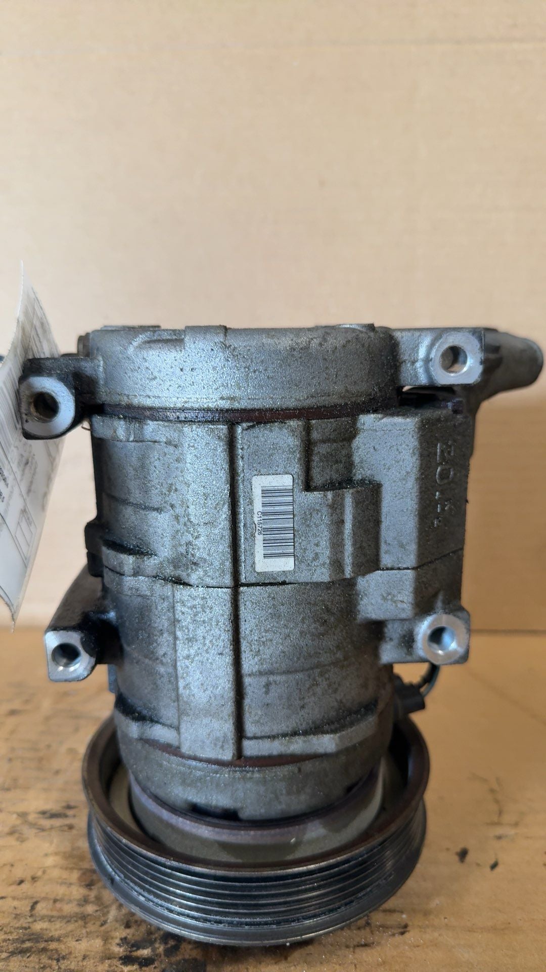 AC Compressor from a 2005 Honda Odyssey, photo 2
