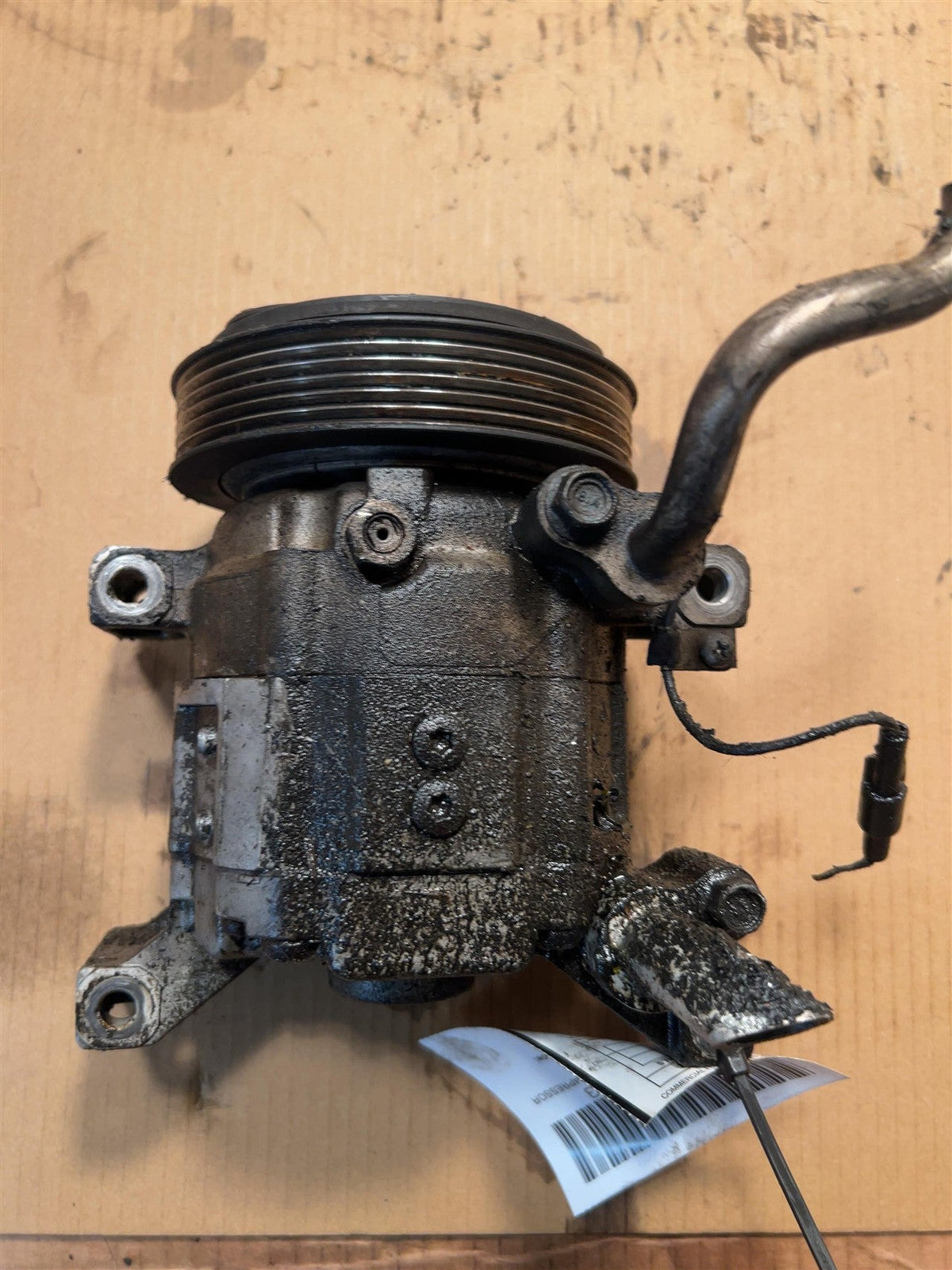 AC Compressor from a 2001 Isuzu Rodeo, photo 1