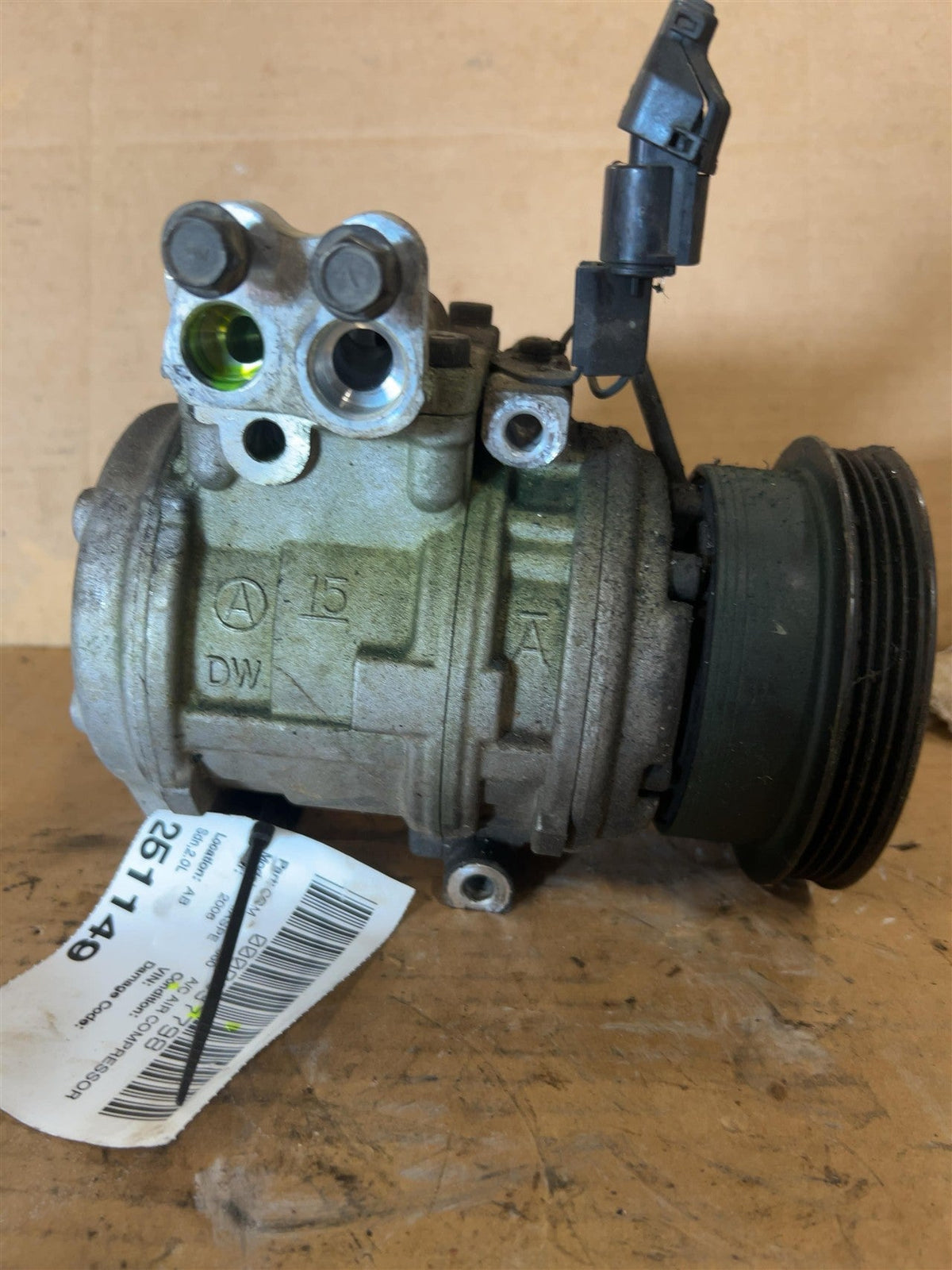 AC Compressor from a 2006 Kia, photo 1
