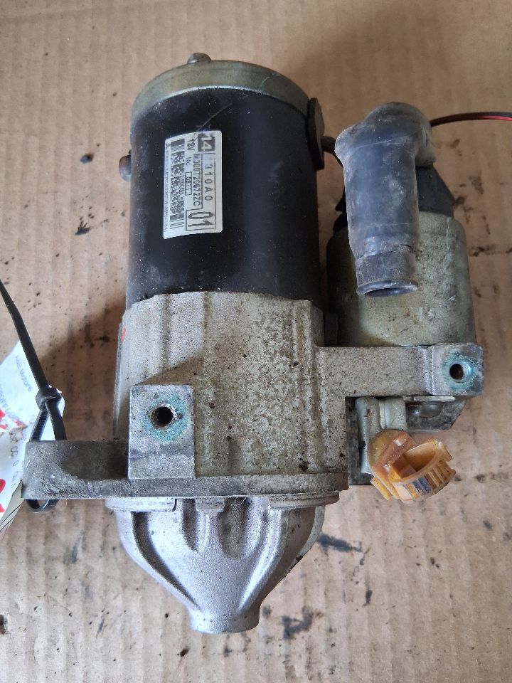 AC Compressor from a 2011 Mitsubishi Galant, photo 2