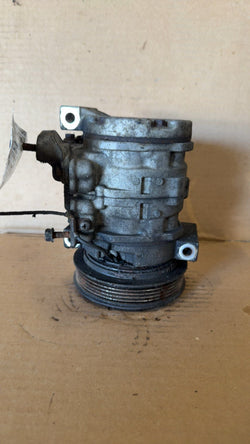 AC Compressor from a 2001 Suzuki Vitara, photo 1