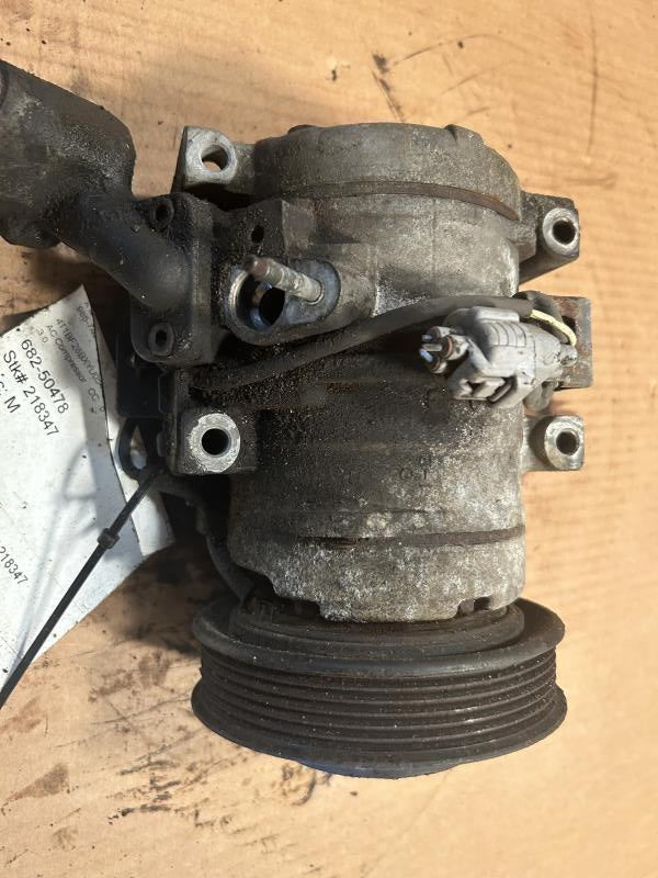 AC Compressor from a 2000 Toyota Avalon, photo 1