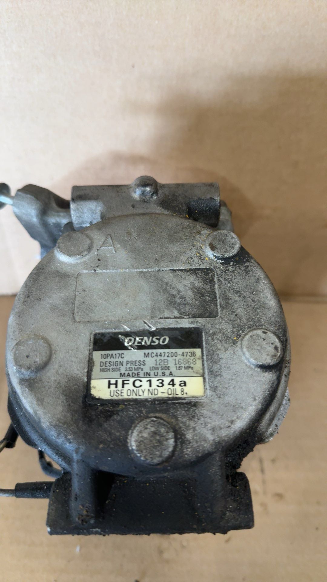 AC Compressor from a 2001 Toyota Camry, photo 4