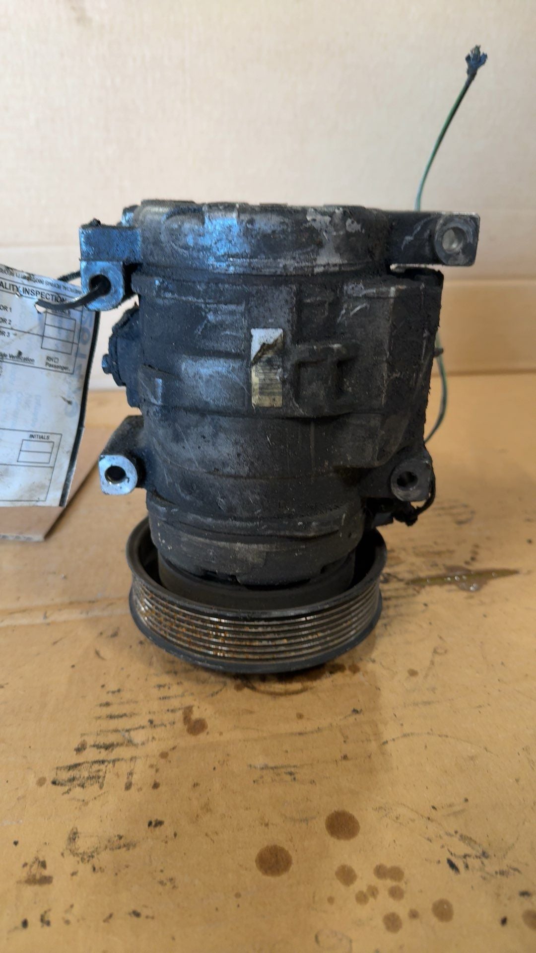 AC Compressor from a 2005 Toyota Camry, photo 3