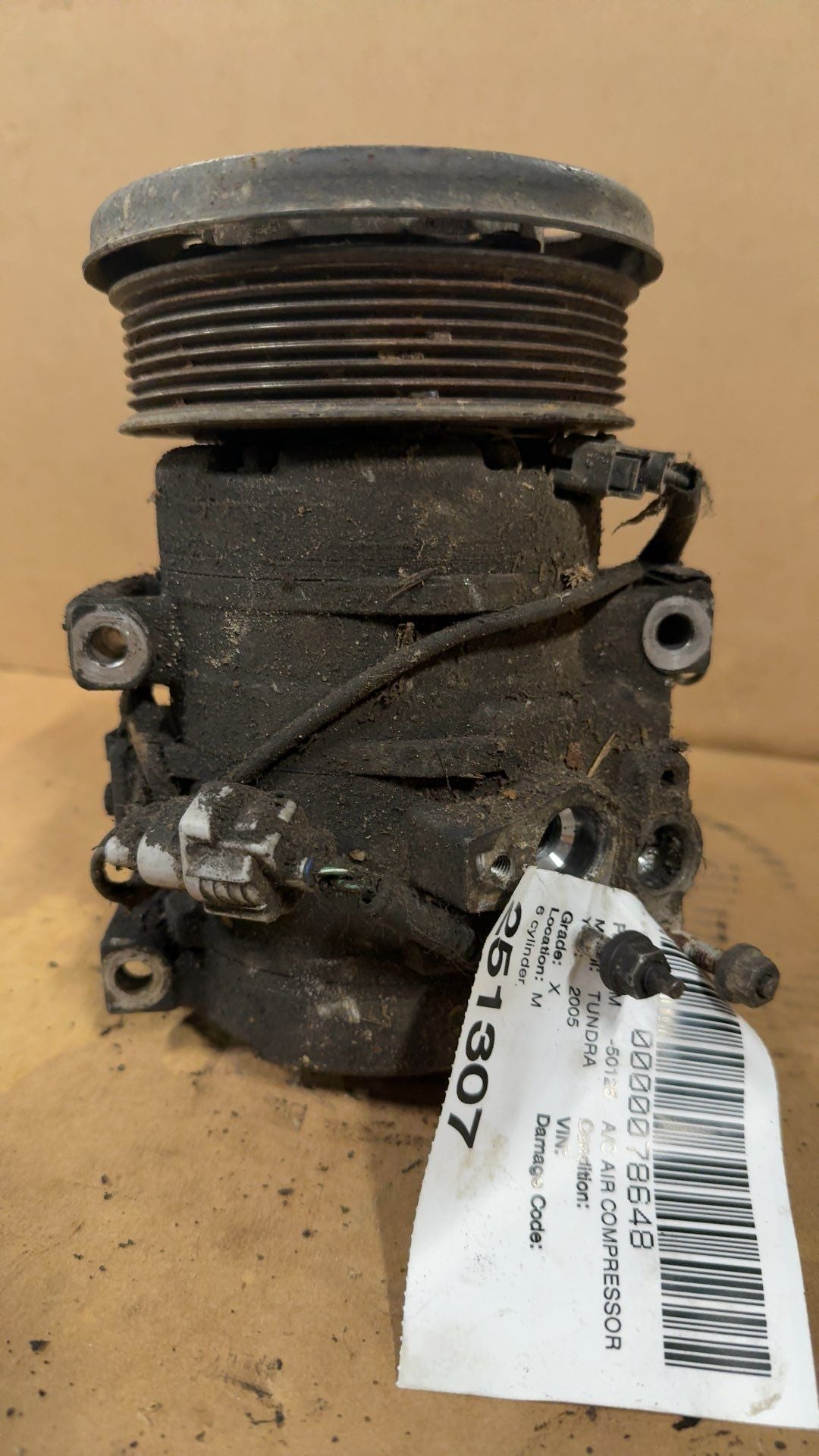 AC Compressor from a 2005 Toyota Tundra, photo 1