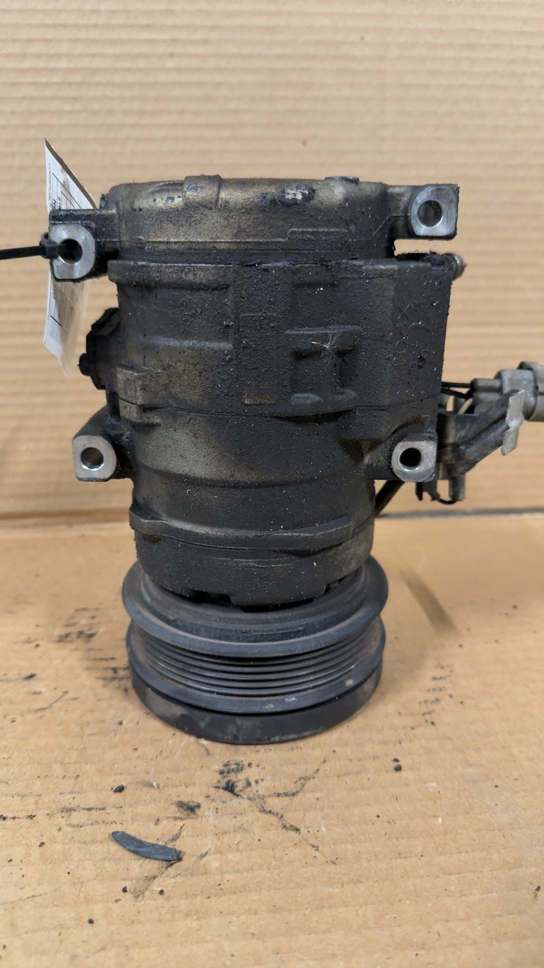AC Compressor from a 2006 Toyota, photo 3