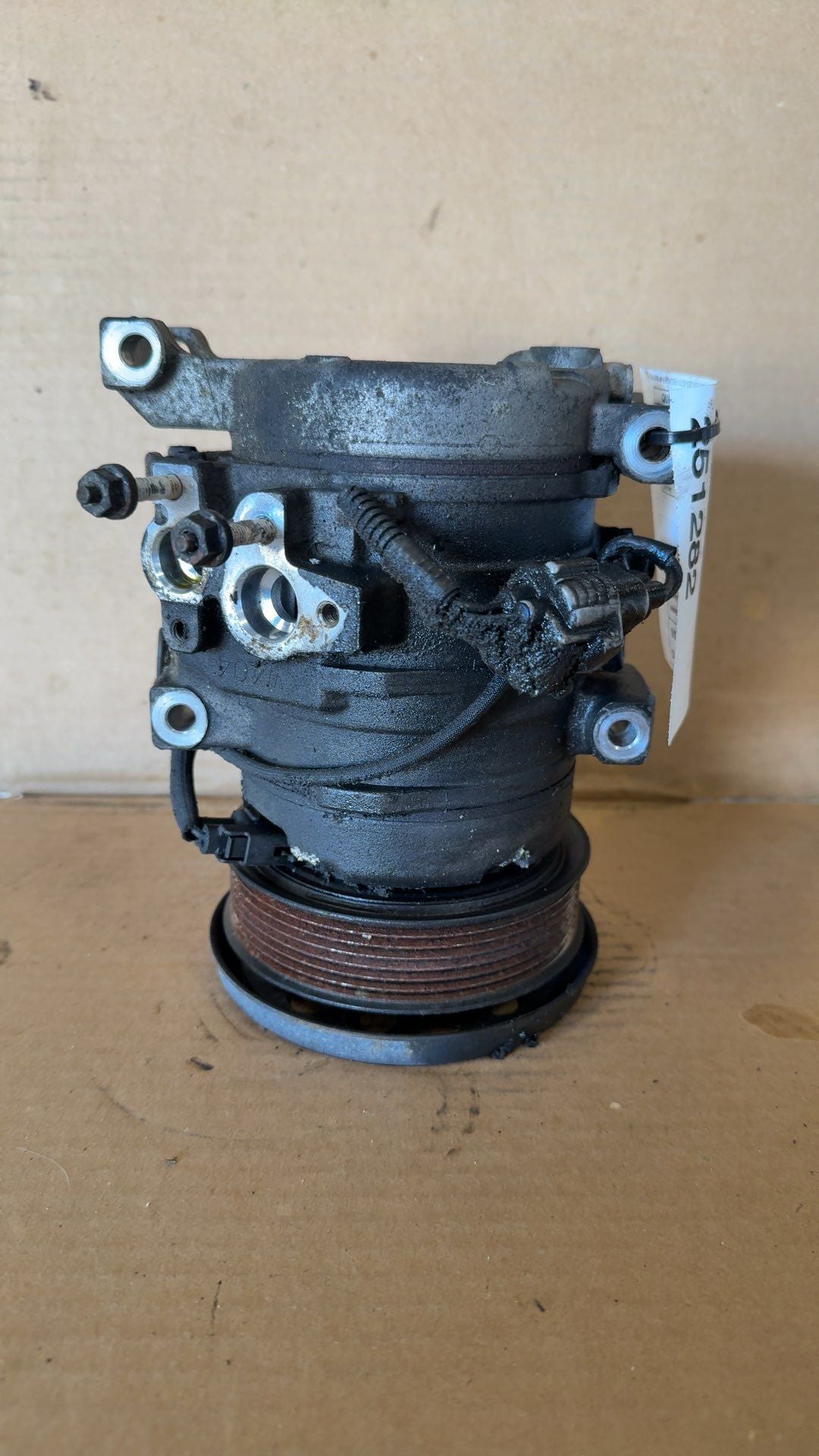 AC Compressor from a 2006 Toyota, photo 1