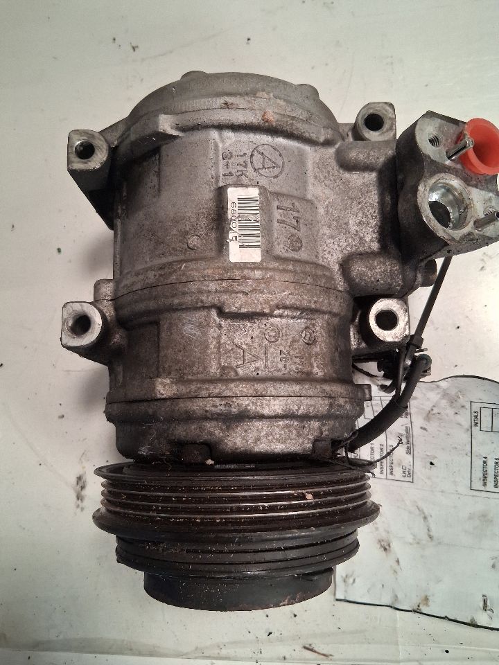 AC Compressor from a 1999 Toyota 4Runner, photo 1