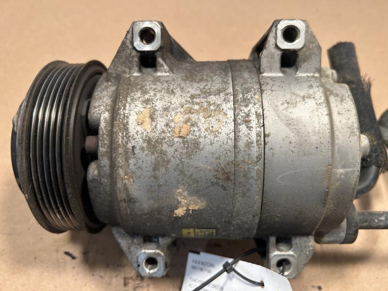 AC Compressor from a 2006 Volvo, photo 2